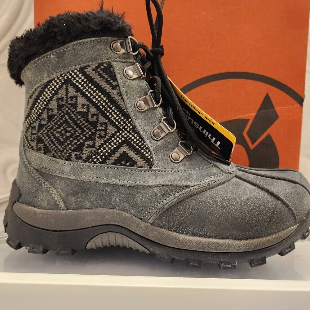 Propet "Blizzard" Mid Lace II Black/Aztec Knit Lace up boots. NIB. Size 7